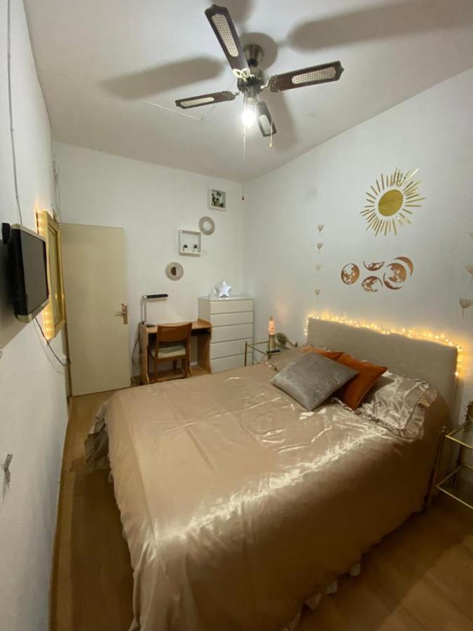 Habitacion Cookie En Chamberi Madrid Ruang foto